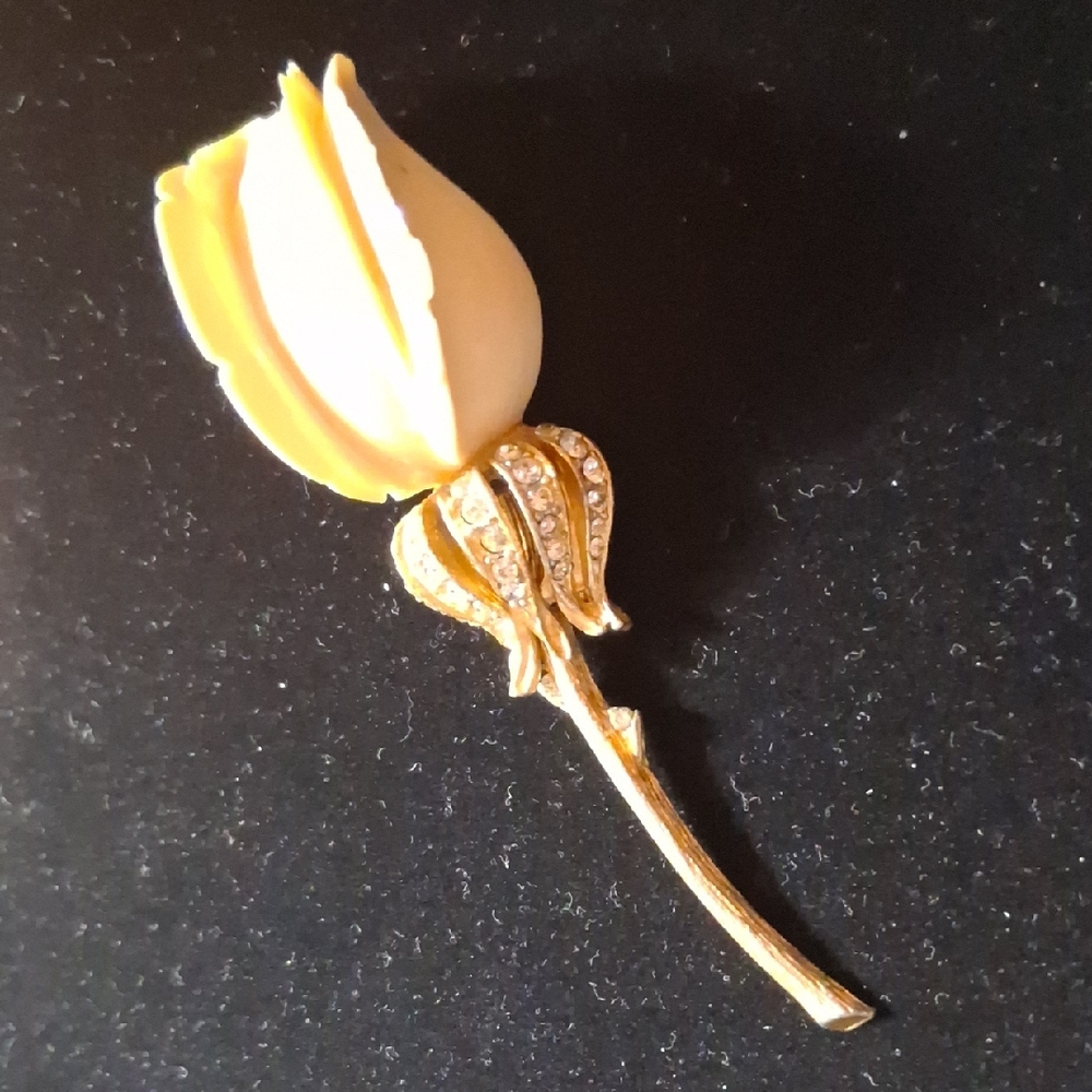 Rose Bud Pin 3.5" long